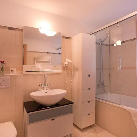 Apartment Haus Welcome *